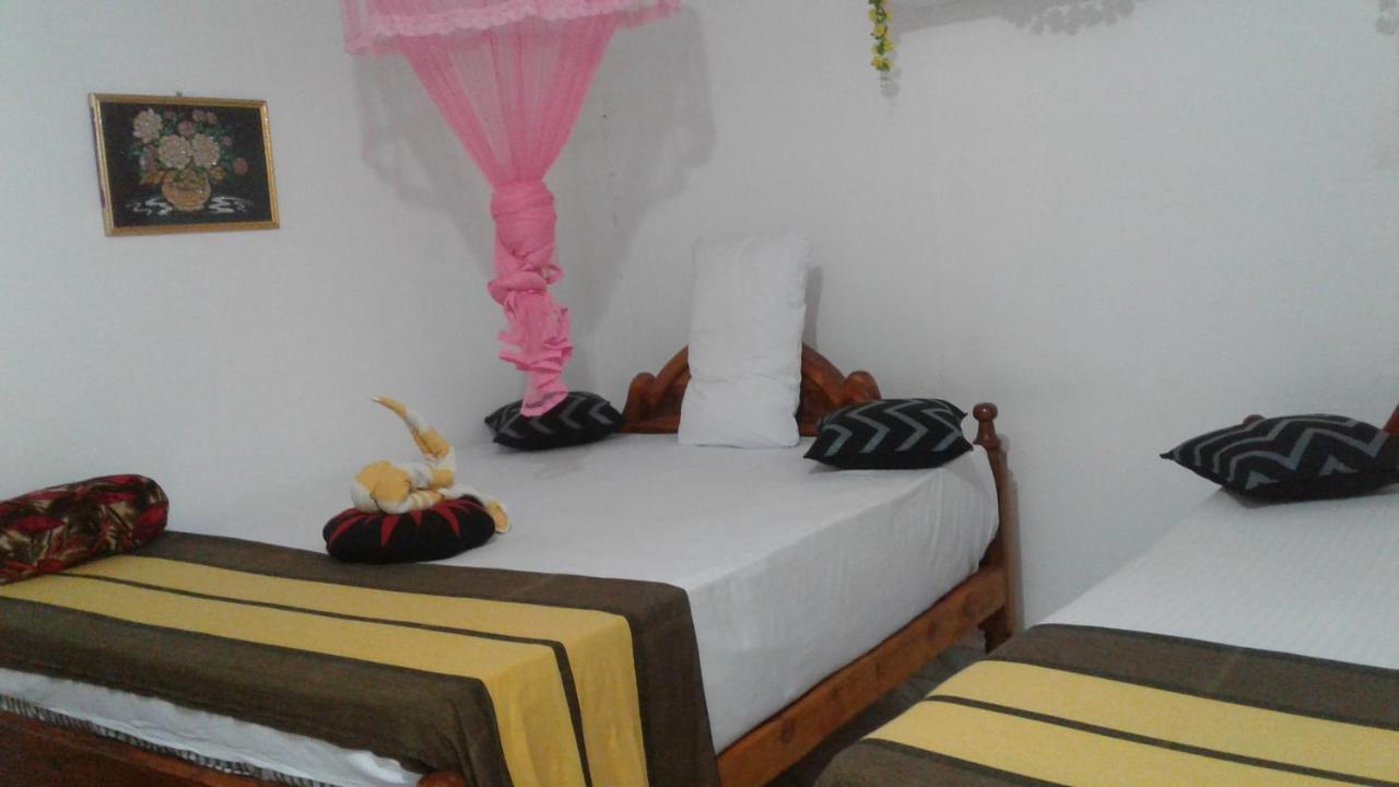 Kalana Homestay Sigiriya Esterno foto