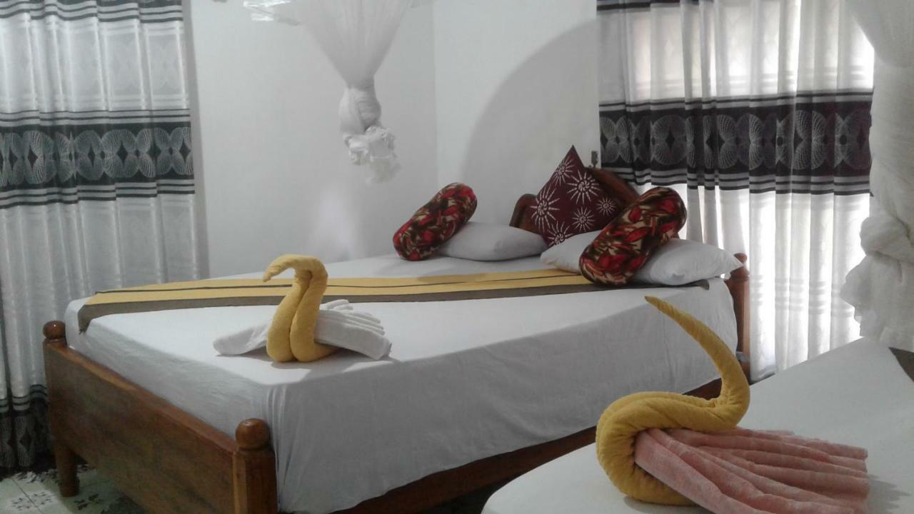 Kalana Homestay Sigiriya Esterno foto